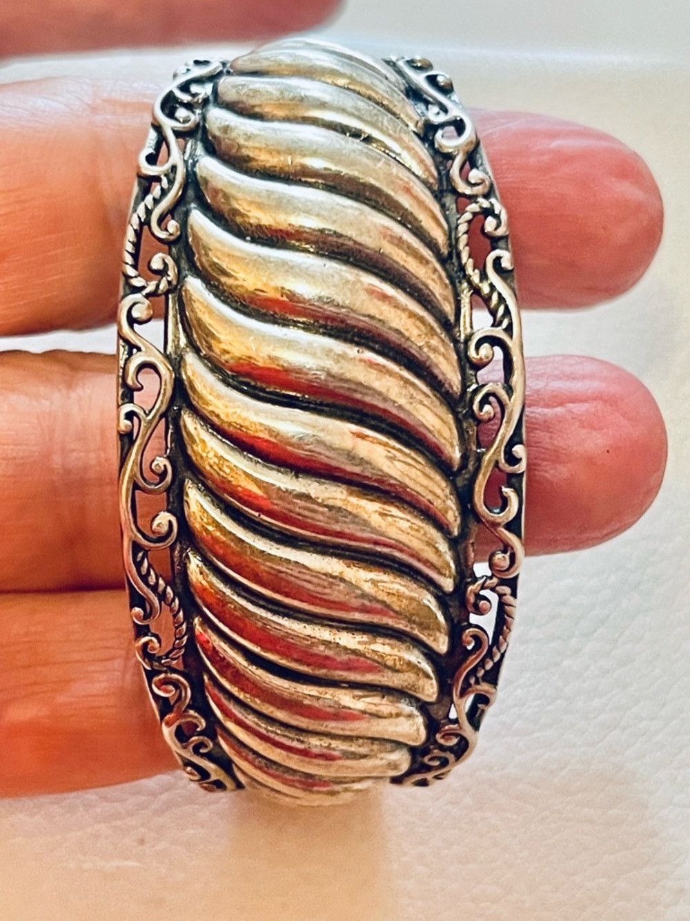 VTG Carolyn Pollack Southwestern
Style Sterling Silver Ribbed Cuff
Bracelet 42 G